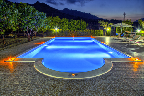 Piscina e terrazzo - Casa Vacanze Alcantara, Castiglione di Sicilia, Catania, Sicilia